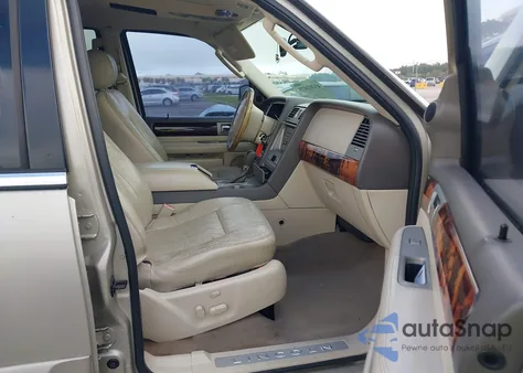 2004 Lincoln Navigator from USA, damaged, VIN 5LMFU27R84LJ14016